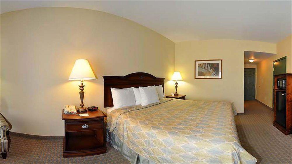 Spark By Hilton Panama City Beach Панама-Сити Экстерьер фото